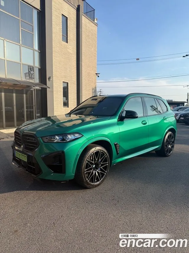 Фотография автомобиля — BMW X5 M G05