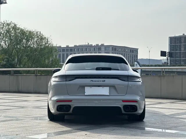 Porsche Panamera — Фото автомобиля 5