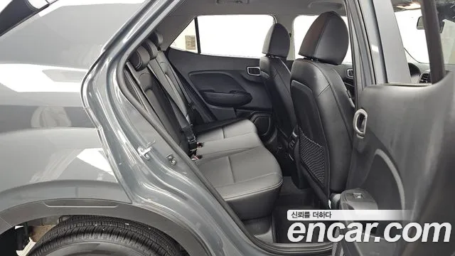 Hyundai Venue — Фото автомобиля 18