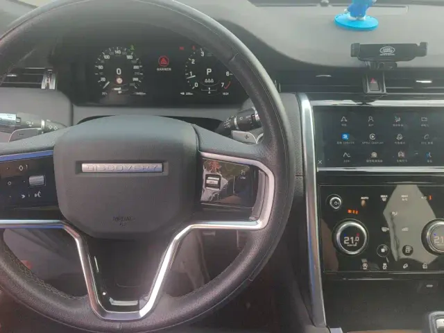 Land Rover Discovery Sport — Фото автомобиля 13