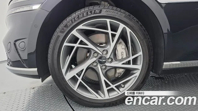Genesis G90 RS4 — Фото автомобиля 5
