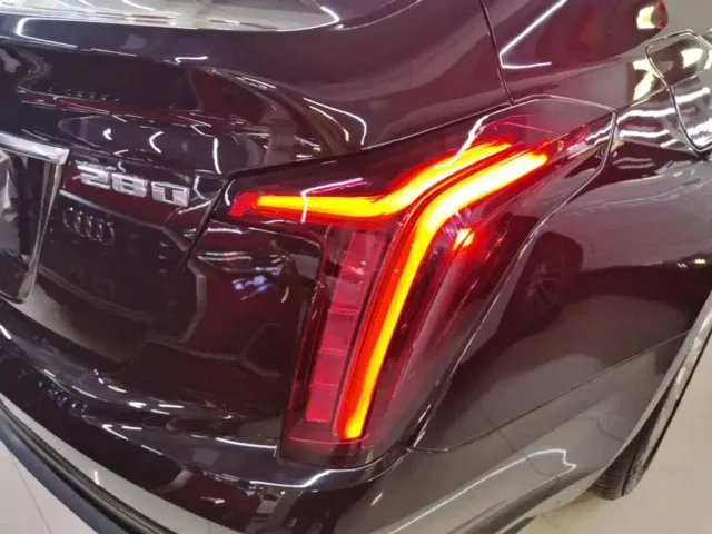 Cadillac CT5 — Фото автомобиля 7