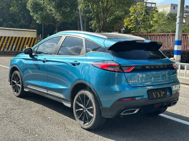 Geely Emgrand S — Фото автомобиля 7
