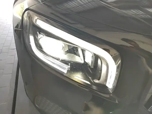 Mercedes-Benz GLB-Class — Фото автомобиля 10