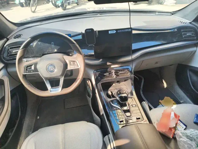 BYD Qin PLUS — Фото автомобиля 5