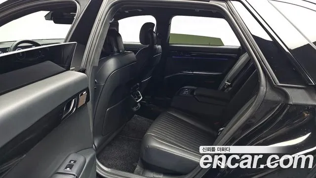 Hyundai Grandeur GN7 — Фото автомобиля 18