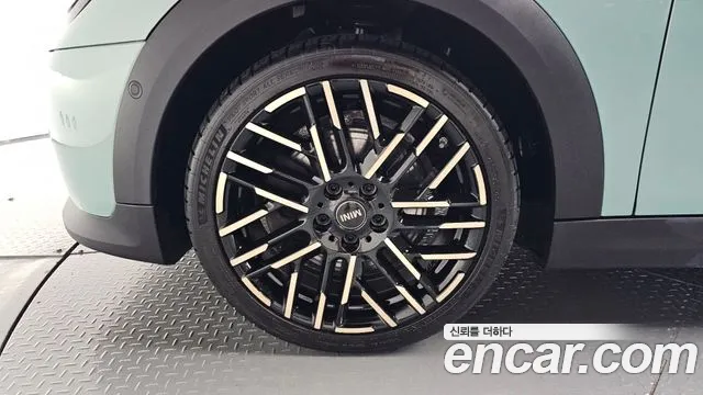 MINI Cooper 4th Gen — Фото автомобиля 5
