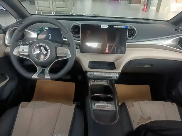 BYD Dolphin — Фото автомобиля 9