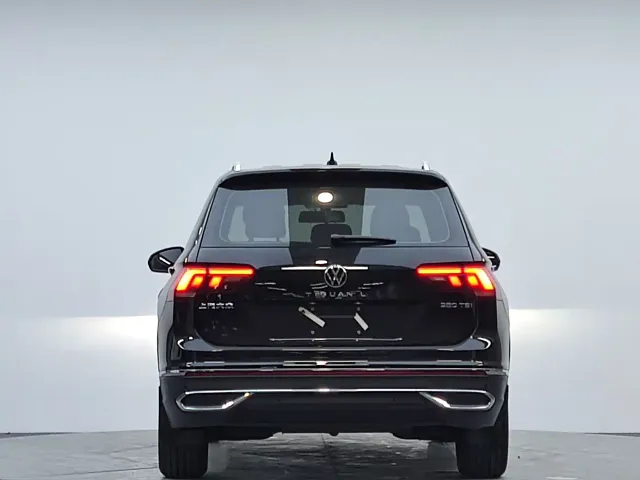 Volkswagen Tiguan L — Фото автомобиля 6