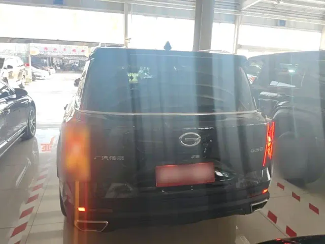 GAC Trumpchi GS8 — Фото автомобиля 5
