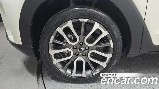 KG_Mobility_Ssangyong Torres Torres Бензин 1.5 2WD — Фото автомобиля 5