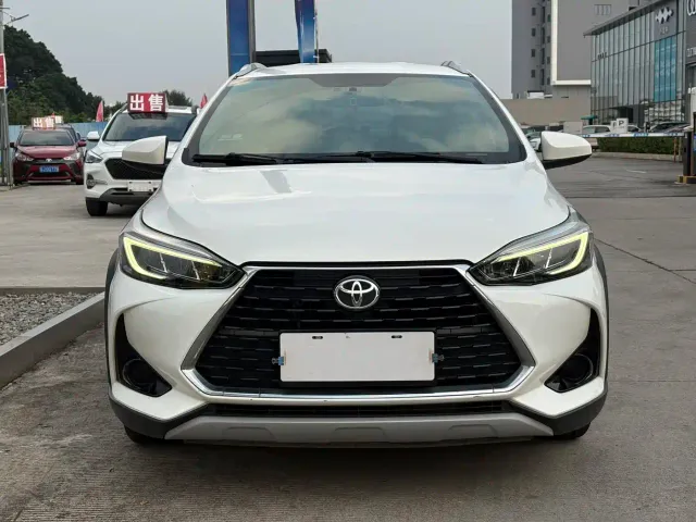 Фотография автомобиля — Toyota YARiS L Zhi Xuan