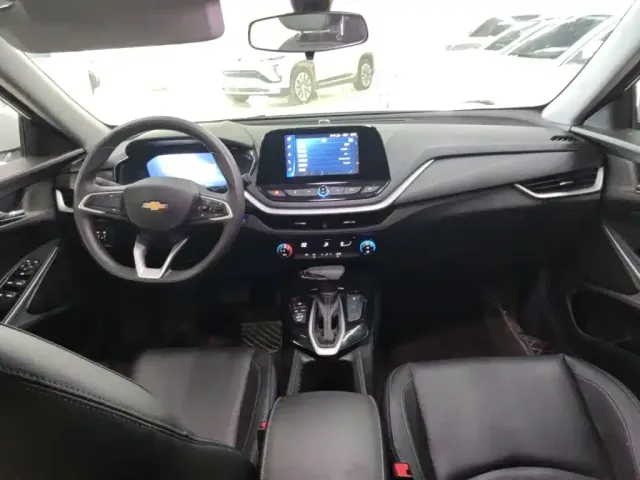 Chevrolet Menlo — Фото автомобиля 5