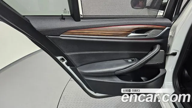 BMW 5-Series 5 серия (G30) 530i xDrive Luxury — Фото автомобиля 19