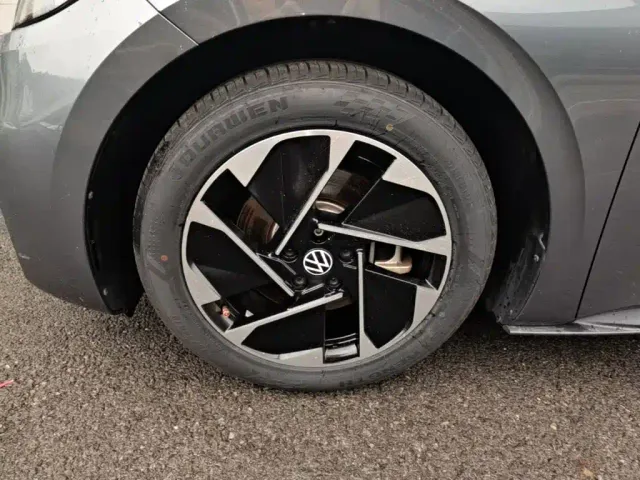 Volkswagen ID.3 — Фото автомобиля 22