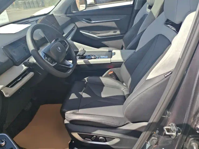 Changan CS75 Plus — Фото автомобиля 8
