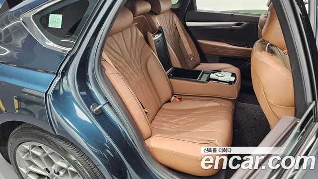 Genesis G80 Бензин 2.5 турбо AWD — Фото автомобиля 10