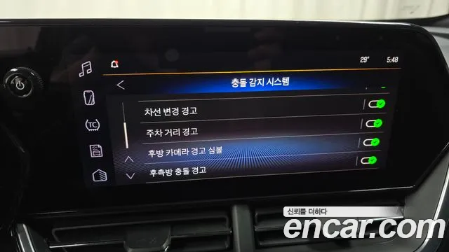 ChevroletGMDaewoo Trax Trax Кроссовер — Фото автомобиля 16