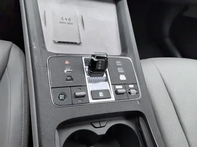 BYD Seal 07 DM-i — Фото автомобиля 13