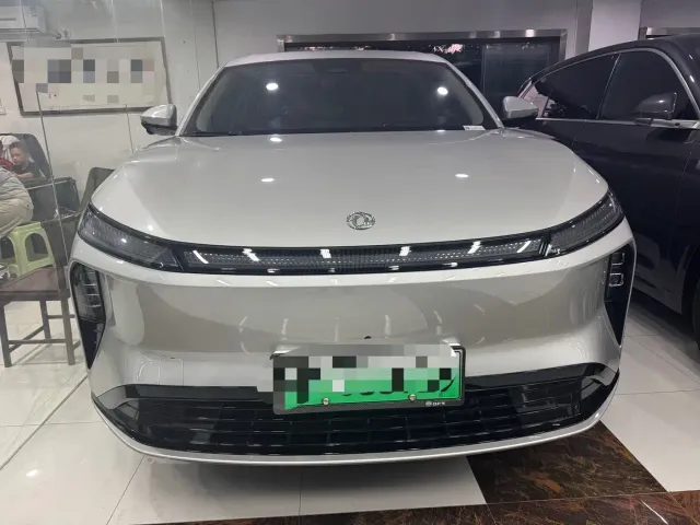 Dongfeng Aeolus L8 — Фото автомобиля 2