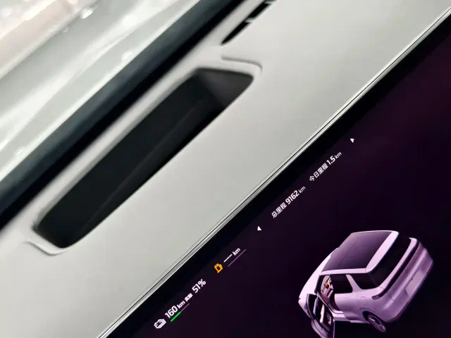 IM Motors LS8 — Фото автомобиля 21