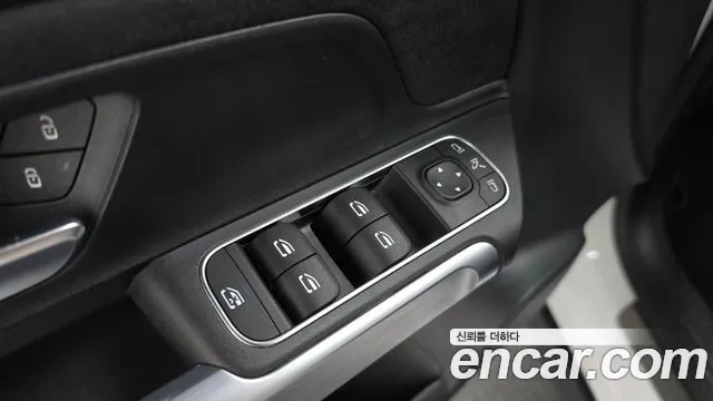 Mercedes-Benz GLB-Class — Фото автомобиля 28