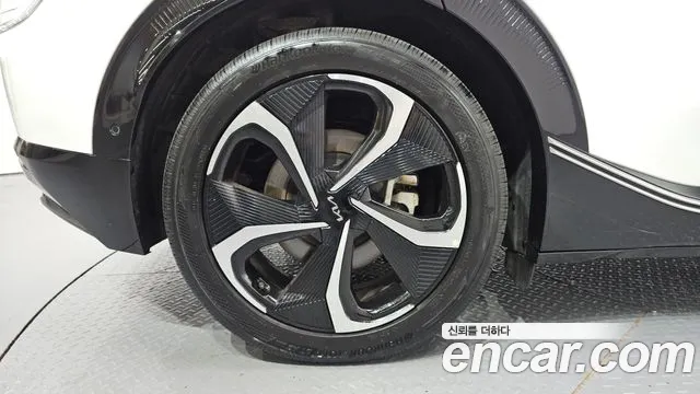 Kia EV6 — Фото автомобиля 5