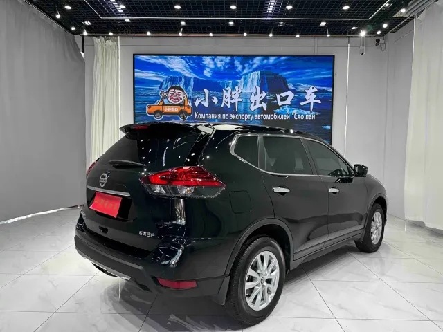 Nissan X-Trail — Фото автомобиля 4