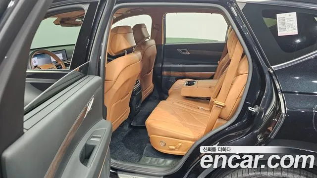 Genesis GV80 2.5T Бензин AWD — Фото автомобиля 10