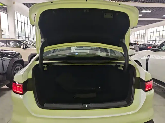 BYD Seal 05 DM-i — Фото автомобиля 18