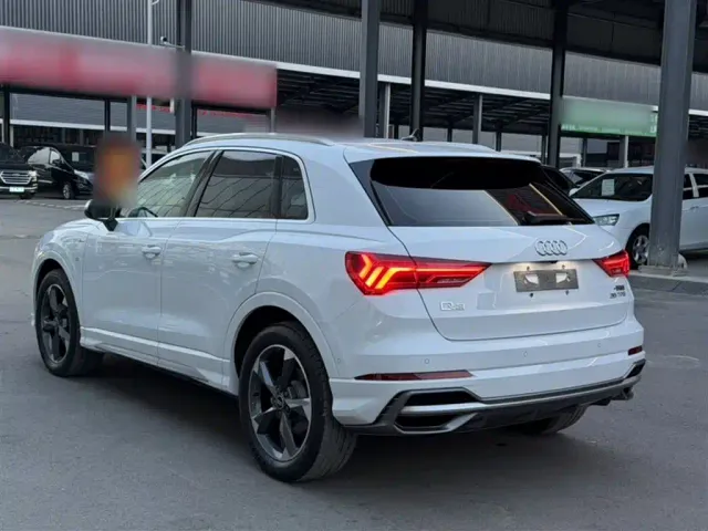 Audi Q3 — Фото автомобиля 7