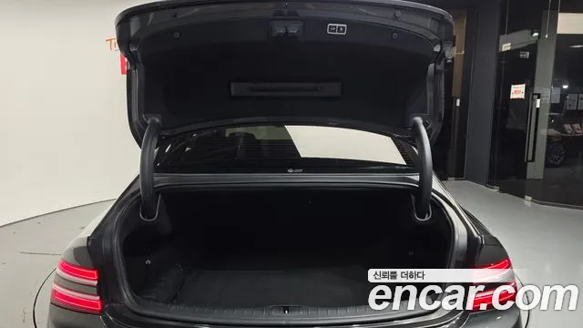 Genesis G80 RG3 — Фото автомобиля 20