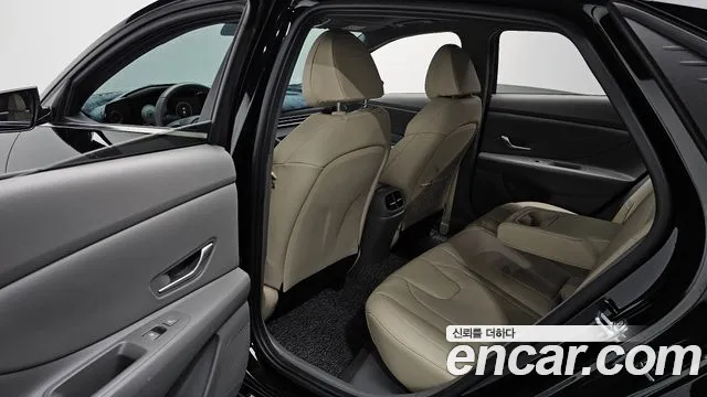 Hyundai AVANTE Avante (CN7) — Фото автомобиля 24