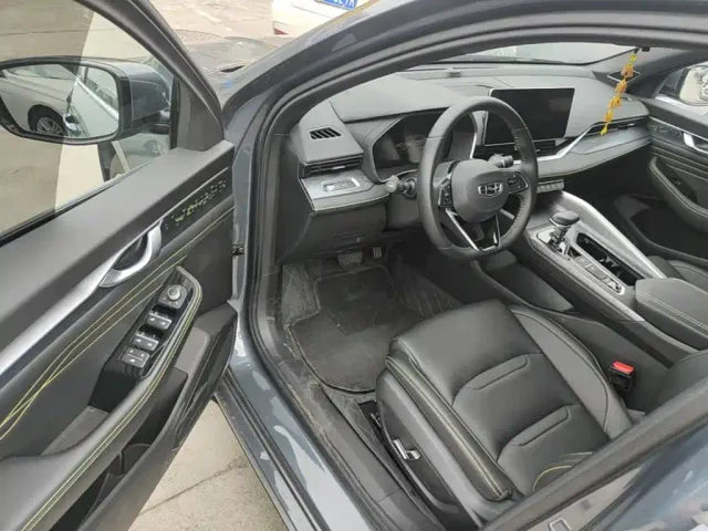 Geely Xingrui — Фото автомобиля 15