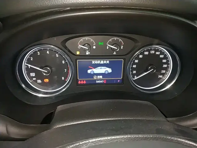 Buick LaCrosse — Фото автомобиля 11