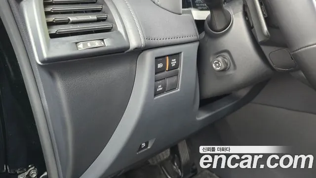 Toyota Alphard — Фото автомобиля 23