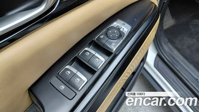 Kia Carnival Generation 4 — Фото автомобиля 18