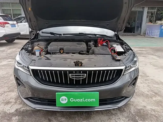 Geely Emgrand — Фото автомобиля 19