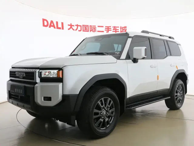 Фотография автомобиля — Toyota Prado