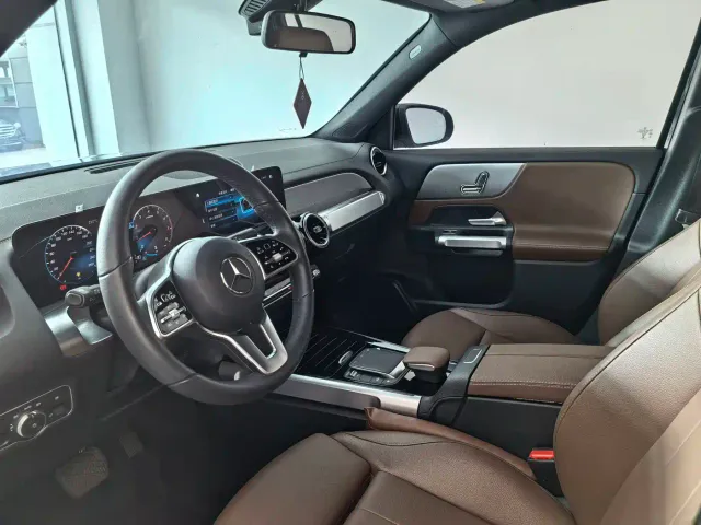 Mercedes-Benz GLB-Class — Фото автомобиля 13