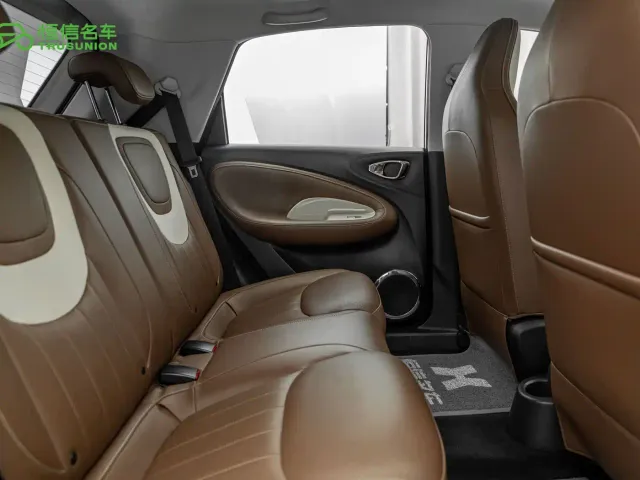 Wuling Bingo — Фото автомобиля 9
