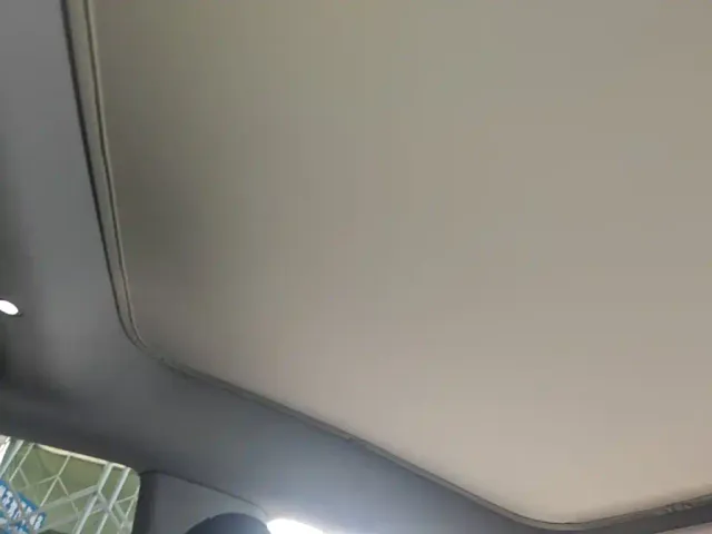 Tesla Model 3 — Фото автомобиля 17