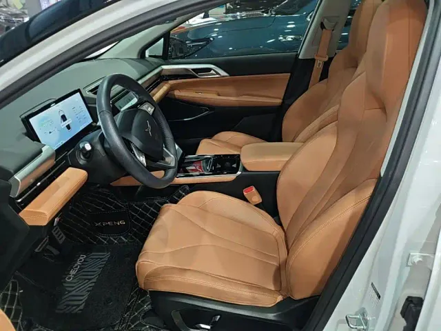 Xpeng P5 — Фото автомобиля 14