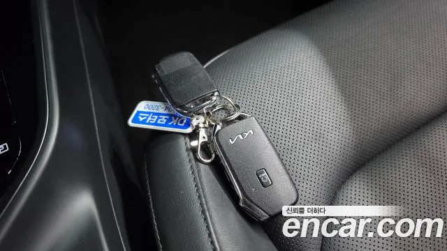 Kia Niro Niro (New) — Фото автомобиля 22