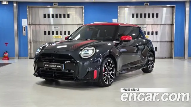 Фотография автомобиля — MINI Cooper Generation 4