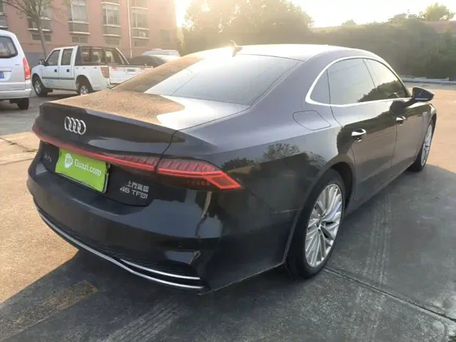 Audi A7L — Фото автомобиля 6