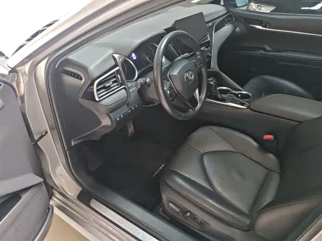 Toyota Camry — Фото автомобиля 15