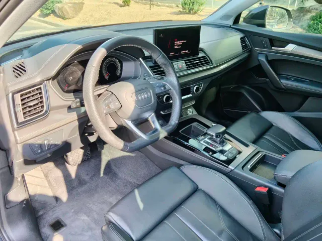 Audi Q5L — Фото автомобиля 5
