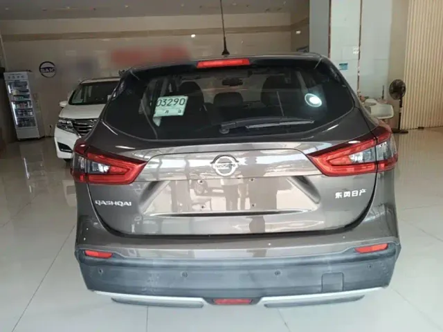 Nissan Qashqai — Фото автомобиля 5