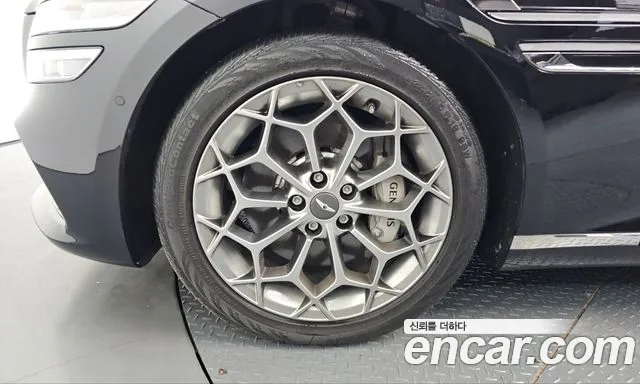 Genesis G80 RG3 — Фото автомобиля 5
